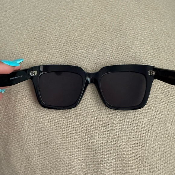 COPY - Celine Sunglasses 🔥🔥🔥🔥🔥🔥 - Picture 5 of 16